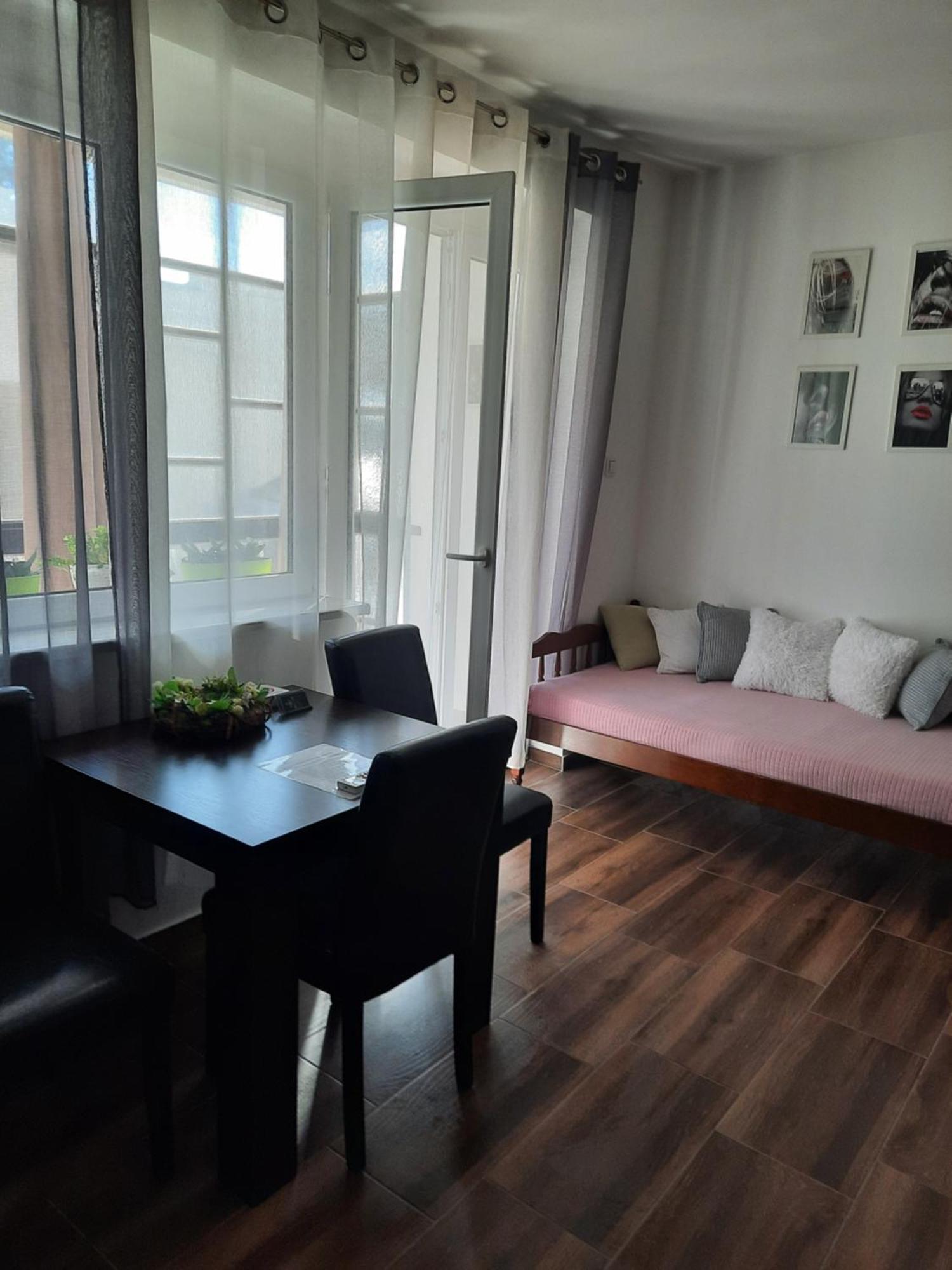 Stan Na Dan Dunja 2 Apartamento Vrsac Exterior foto